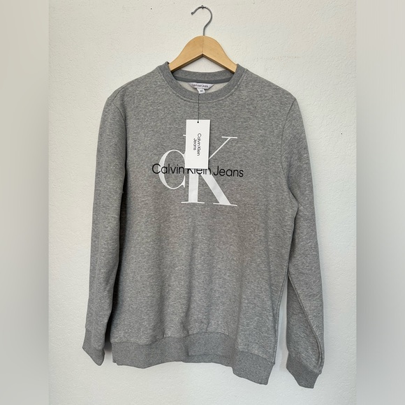 Classic Calvin Klein Unisex Pull Over - Picture 3 of 4